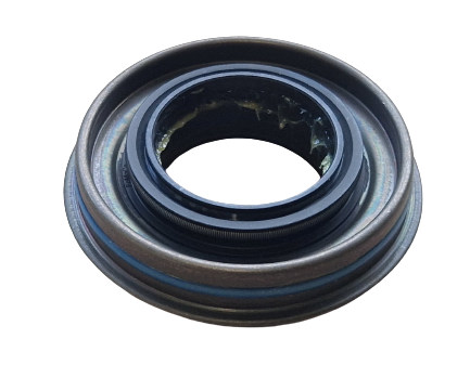 8F35 Uszczelniacz półosi Lewy 8F40 / 8F57