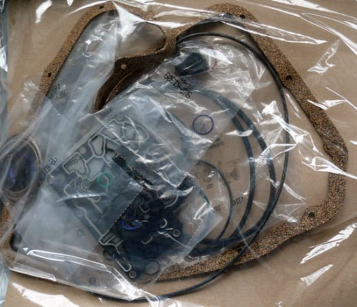 68RFE KOMPLET USZCZELEK Z PISTONAMI 07-UP