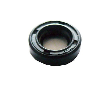 ZF 3HP22 / 4HP22/24 /  USZCZELNIACZ WYBIERAKA 18,24 x 8,8 x 4,9 MM