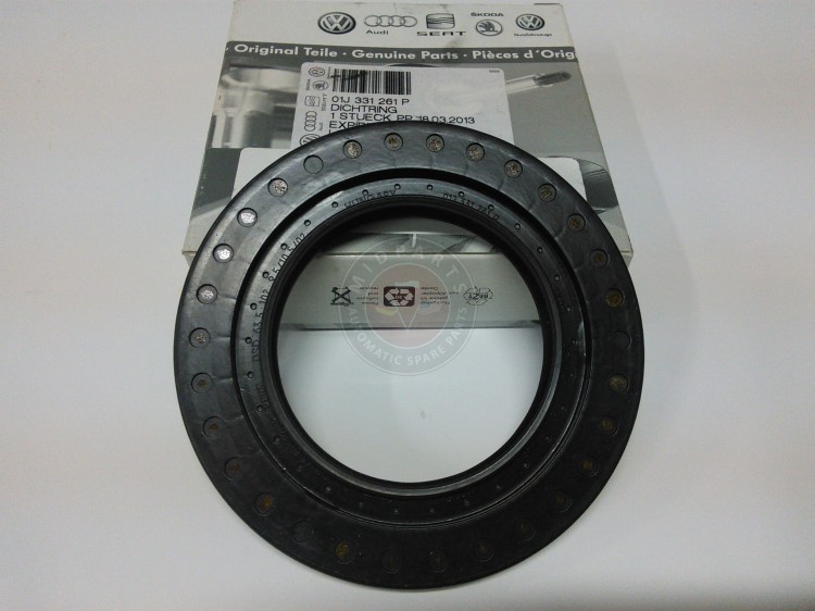 01J / MULTITRONIC USZCZELNIACZ WYJŚCIA WAŁU OEM: 01J 331 261 P oryginał
